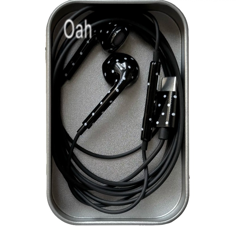 Oah Polka Dot Wired Earphones  - Earphones ulasan dan harga